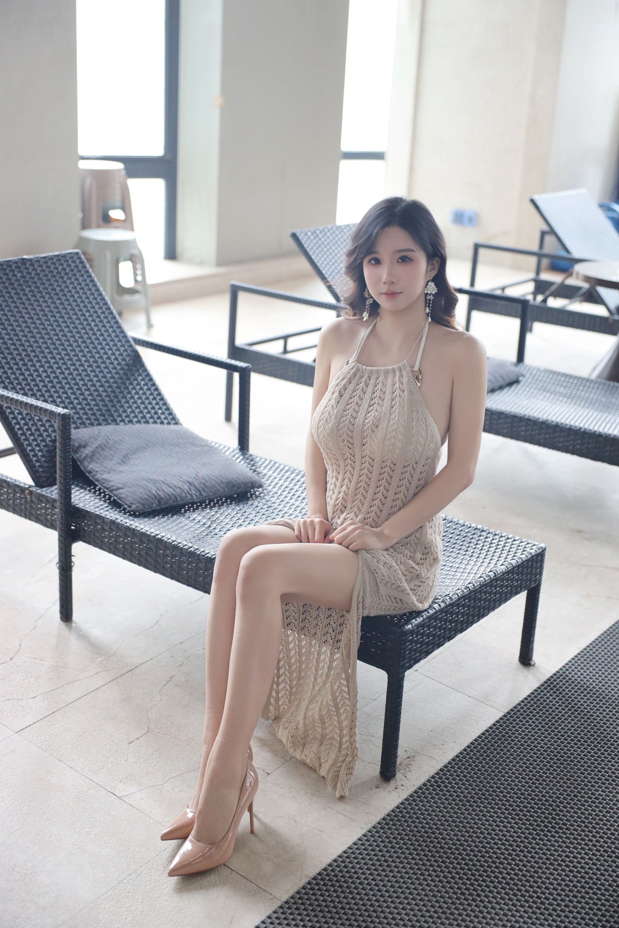 图片[1]-小肉肉咪 – NO.008 泳池春光 [87P]-XikXak